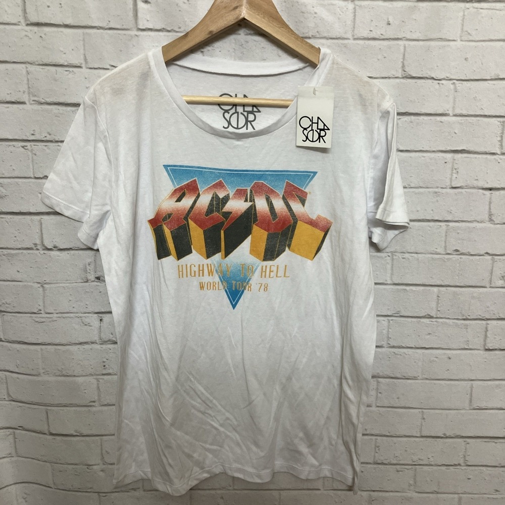 Chaser AC/DC Highway to Hell Graphic Tee Women's Large NWT White Band Shirt